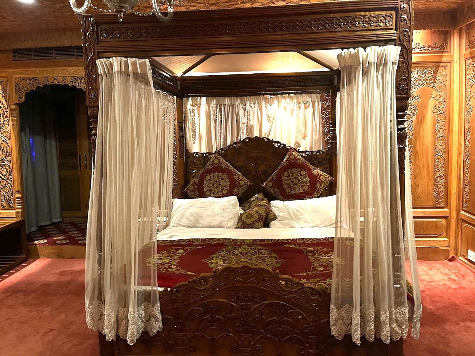 المنزل العائم ماسكوت Srīnagar المظهر الخارجي الصورة